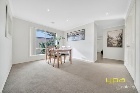 Property photo of 3/28 Henty Street Pakenham VIC 3810
