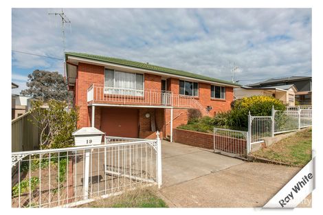 Property photo of 19 Gilmore Place Queanbeyan West NSW 2620