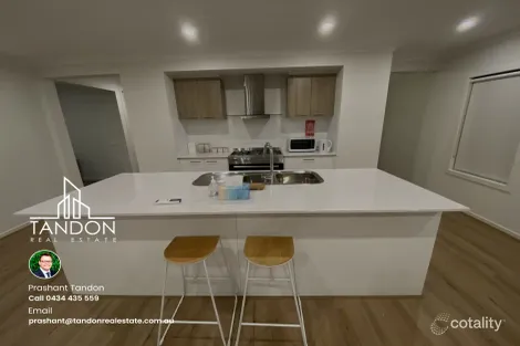 Property photo of 25 Iconic Drive Tarneit VIC 3029