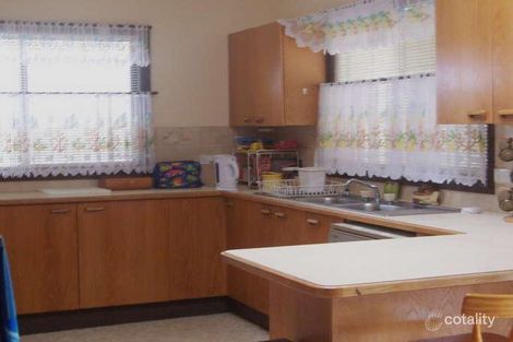 Property photo of 46 Diamond Head Drive Budgewoi NSW 2262