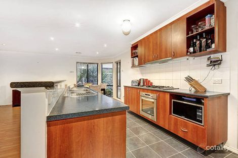 Property photo of 14 Yankos Drive Werribee VIC 3030
