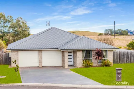 Property photo of 18 Lapwing Place Moss Vale NSW 2577