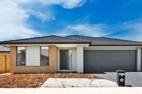 Property photo of 12 Kyarra Drive Doreen VIC 3754