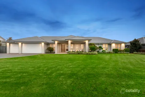 Property photo of 31 Eden Circuit Pitt Town NSW 2756