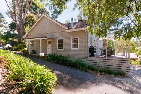 Property photo of 33 Pine Road Mooroolbark VIC 3138
