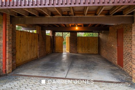 Property photo of 10 Doowi Court Greensborough VIC 3088