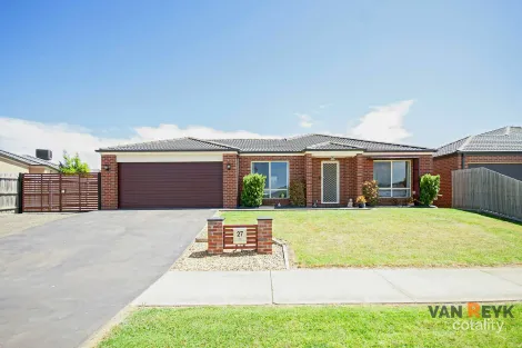 Property photo of 27 Phoebes Way Eastwood VIC 3875
