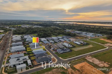 Property photo of 30 Eucalyptus Way Yalyalup WA 6280