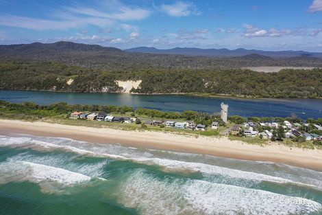 2 South Tce, Wooli, NSW 2462