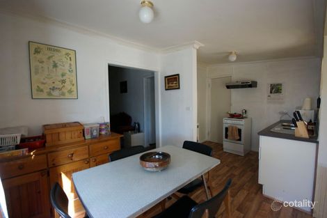 Property photo of 5 Robertson Crescent Deniliquin NSW 2710