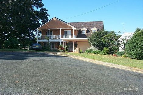 Property photo of 4 Wupawn Place Banora Point NSW 2486