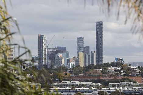 Property photo of 4/19 Lytton Road Bulimba QLD 4171