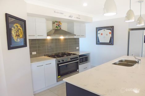Property photo of 16 Creekside Esplanade Cooloola Cove QLD 4580