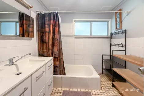 Property photo of 8 Cormie Avenue Wee Waa NSW 2388