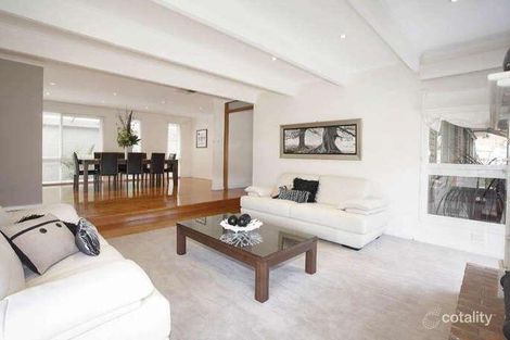 Property photo of 13 Palagia Court Strathmore Heights VIC 3041