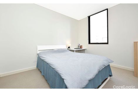 Property photo of 305/12 Half Street Wentworth Point NSW 2127