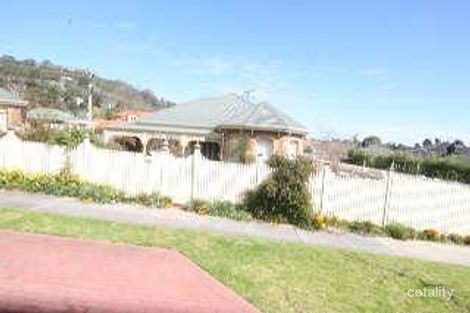 Property photo of 10 Sugar Gum Court Upper Ferntree Gully VIC 3156