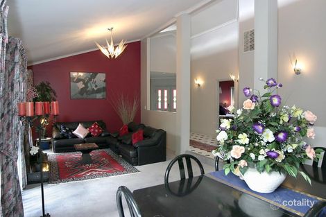 15 George Knox Dr, Rowville, VIC 3178