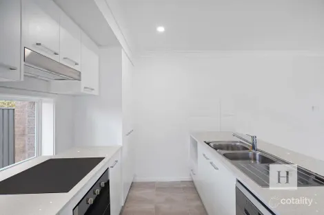 Property photo of 15 Stanhope Crescent Wadalba NSW 2259