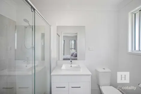 Property photo of 15 Stanhope Crescent Wadalba NSW 2259