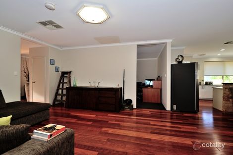 Property photo of 3 Gilders Place Bayswater WA 6053