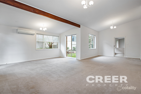Property photo of 17 Kerle Street Redhead NSW 2290