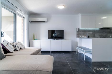Property photo of 12/155 Wynnum Esplanade Wynnum QLD 4178