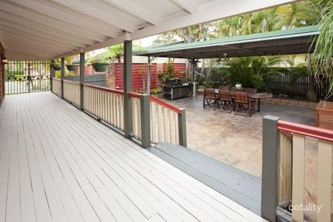 Property photo of 16 Laurinda Crescent Springwood QLD 4127
