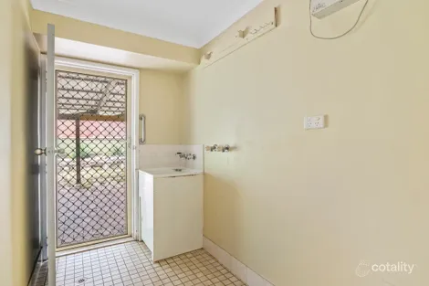 Property photo of 96 Mackellar Drive Boronia Heights QLD 4124