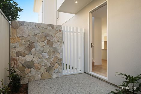 Property photo of 5 Dawn Parade Miami QLD 4220