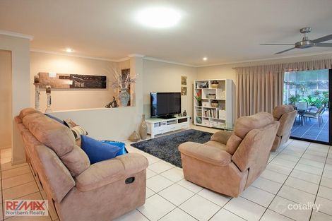 Property photo of 2 Bowerbird Court Cashmere QLD 4500