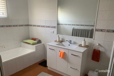 Property photo of 1/20 Walter Street Labrador QLD 4215