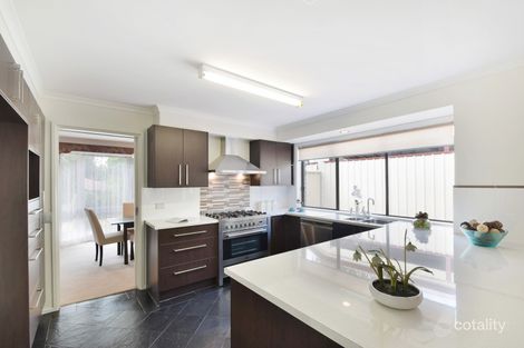 Property photo of 4 Lancelot Place Happy Valley SA 5159