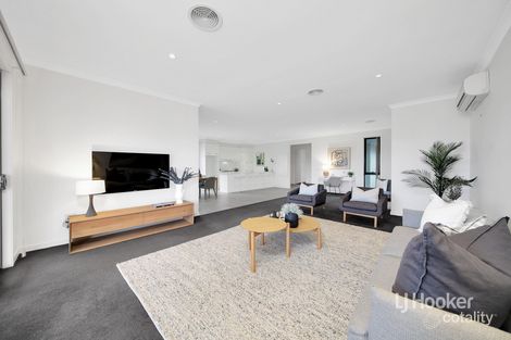 Property photo of 44 Signature Boulevard Point Cook VIC 3030