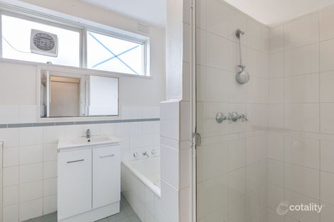 Property photo of 4/579 Dandenong Road Armadale VIC 3143