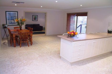 Property photo of 16 Webb Court Rowville VIC 3178