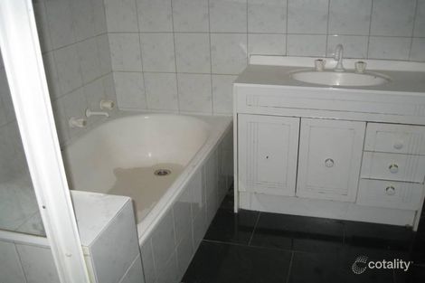 Property photo of 38 Laemmle Street Dandenong North VIC 3175