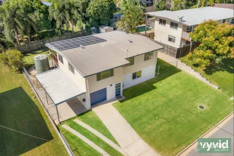 8 Bauhinia St, Kin Kora, QLD 4680
