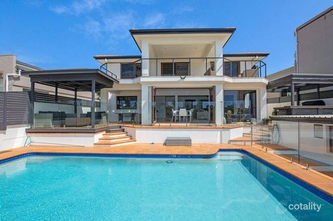 60 Amalfi Dr, Surfers Paradise, QLD 4217