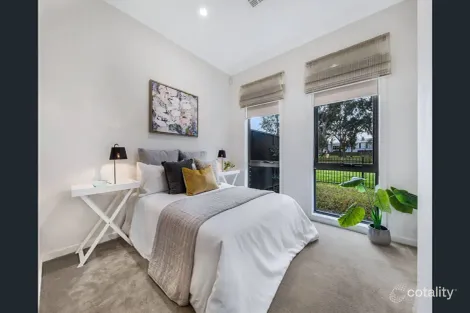 Property photo of 8/1-5 Breanne Place Keysborough VIC 3173