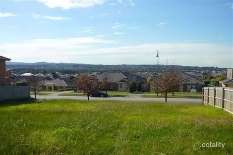 77 Berwick Springs Prom, Narre Warren South, VIC 3805