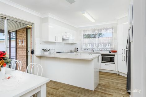 Property photo of 16 Brisbane Avenue Lurnea NSW 2170