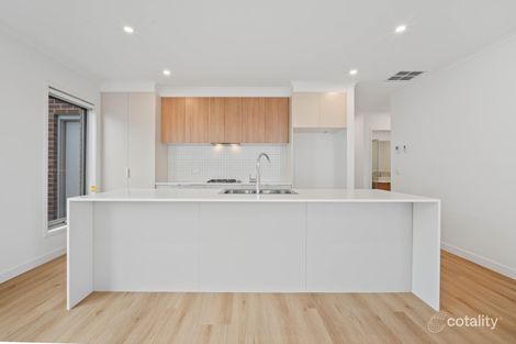 Property photo of 31 Hutchinson Drive Lucas VIC 3350