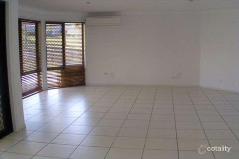 Property photo of 9 Hilltop Court Deebing Heights QLD 4306