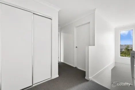Property photo of 38 Welcome Parade Wyndham Vale VIC 3024