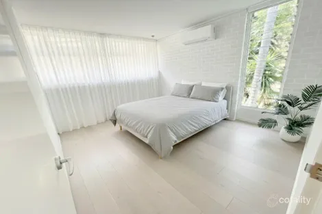 1/59 Sandford St, St Lucia, QLD 4067