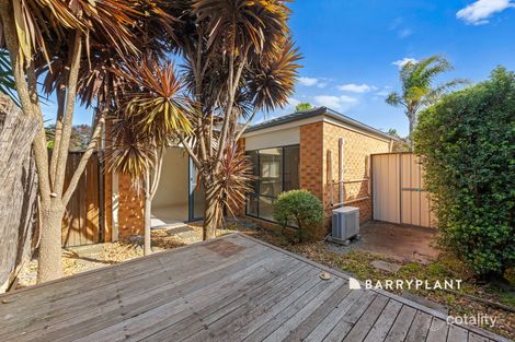 Property photo of 10 Minak Close Narre Warren South VIC 3805