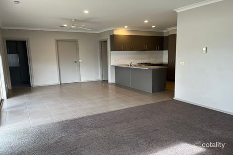 Property photo of 2B Hering Court Thomson VIC 3219
