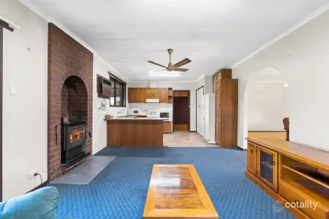 Property photo of 52 Ries Street Toongabbie VIC 3856