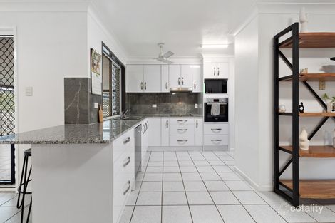 Property photo of 2 Nardoo Close Norman Gardens QLD 4701